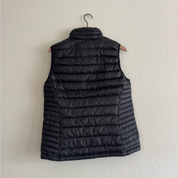 Patagonia Down Sweater Vest Black Women’s | Lightweight Puffer - Picture 2 of 4